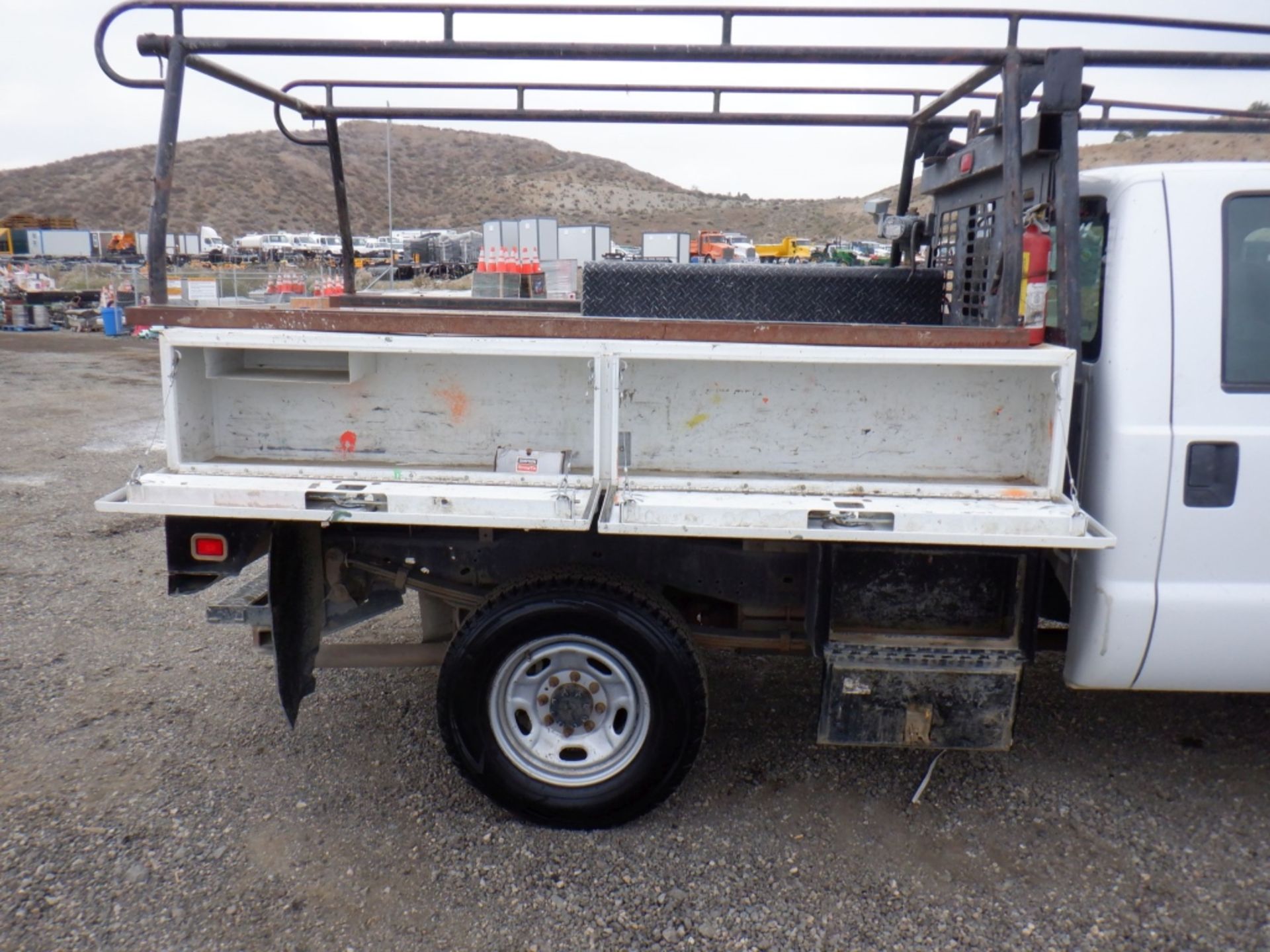 2010 Ford F250 Crew Cab Flatbed Truck, - Image 21 of 24