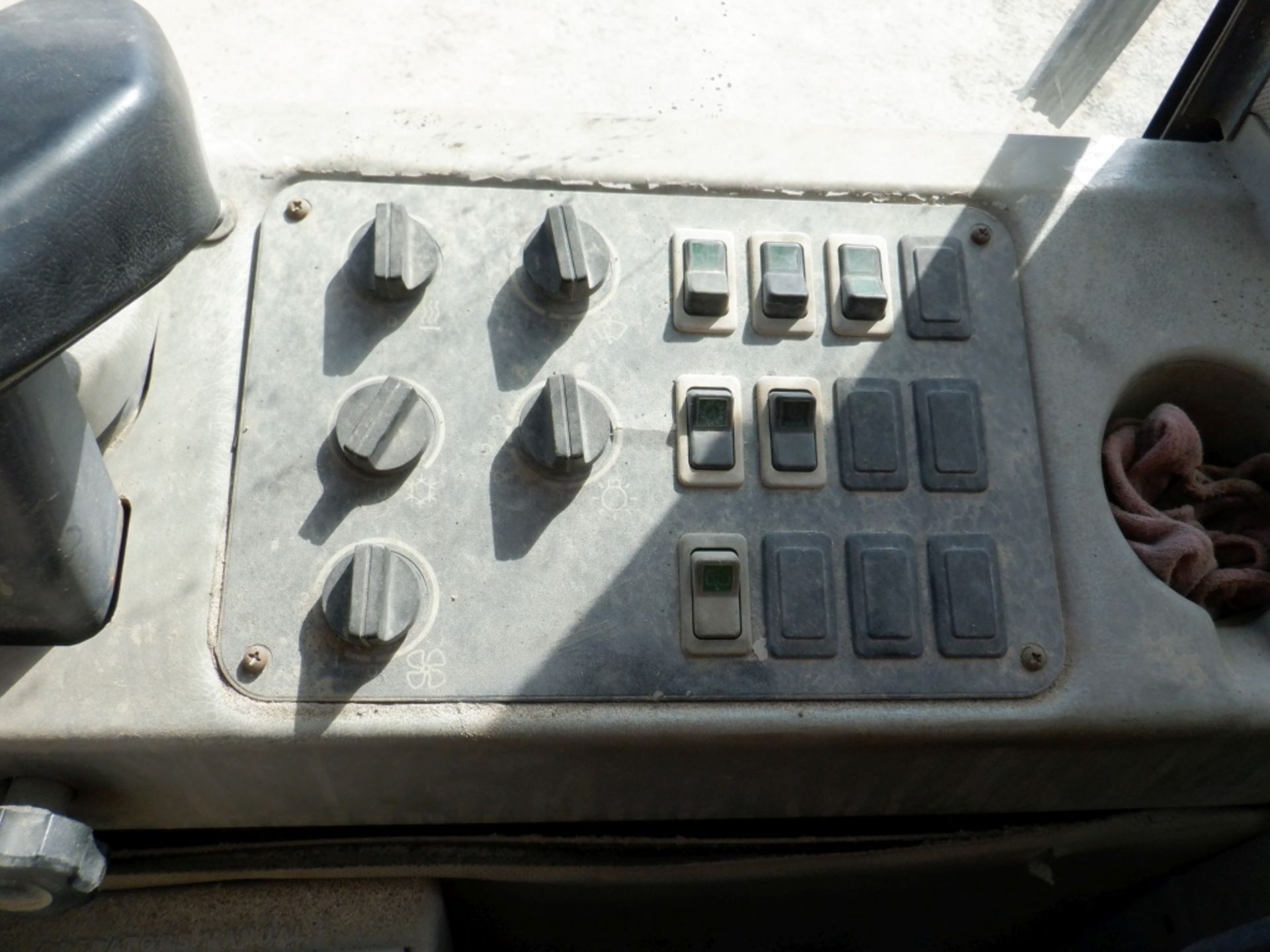 Case 821C Wheel Loader, - Image 13 of 33