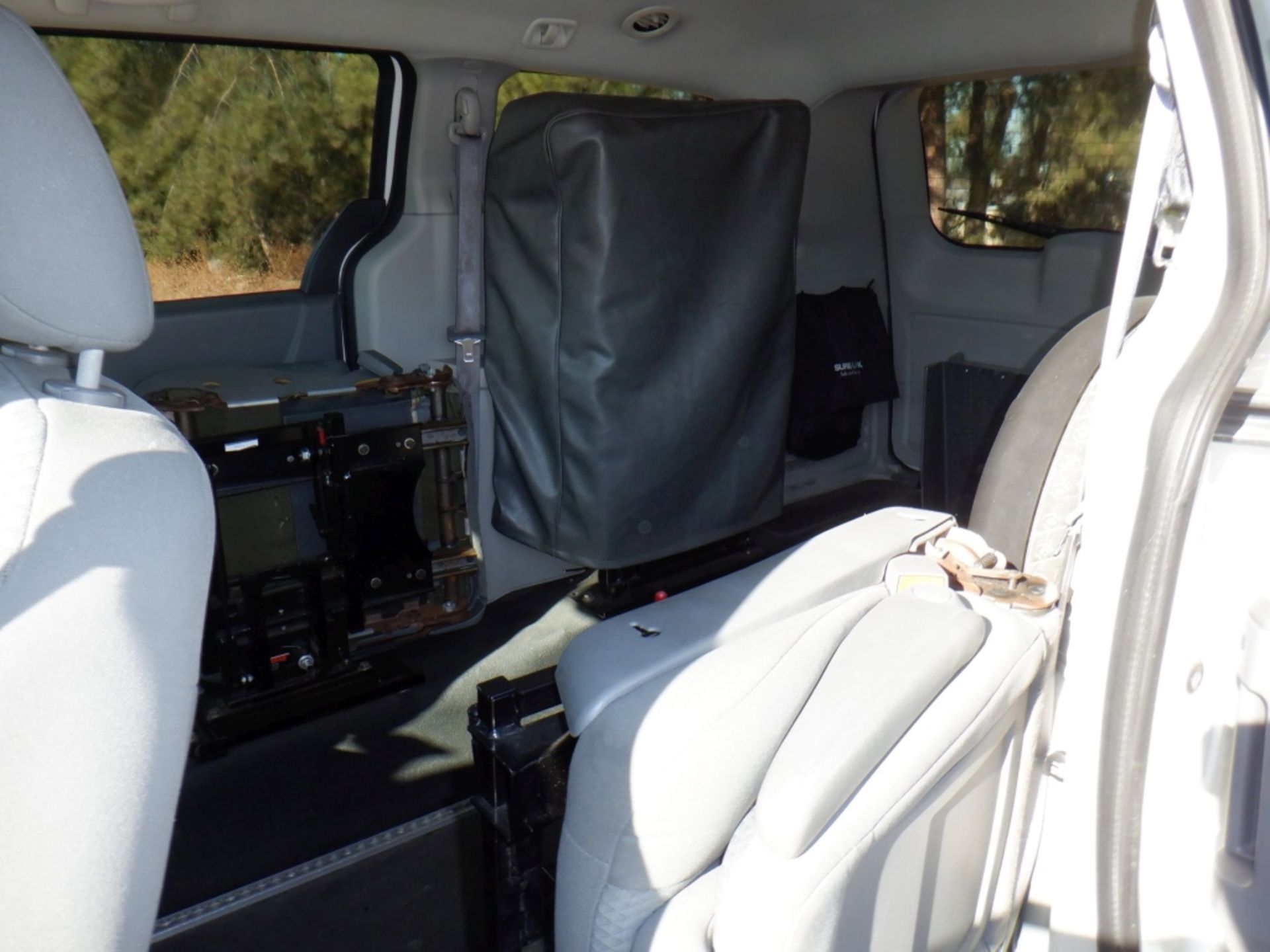 2010 Dodge Grand Caravan SE Handicap Transport - Image 10 of 20