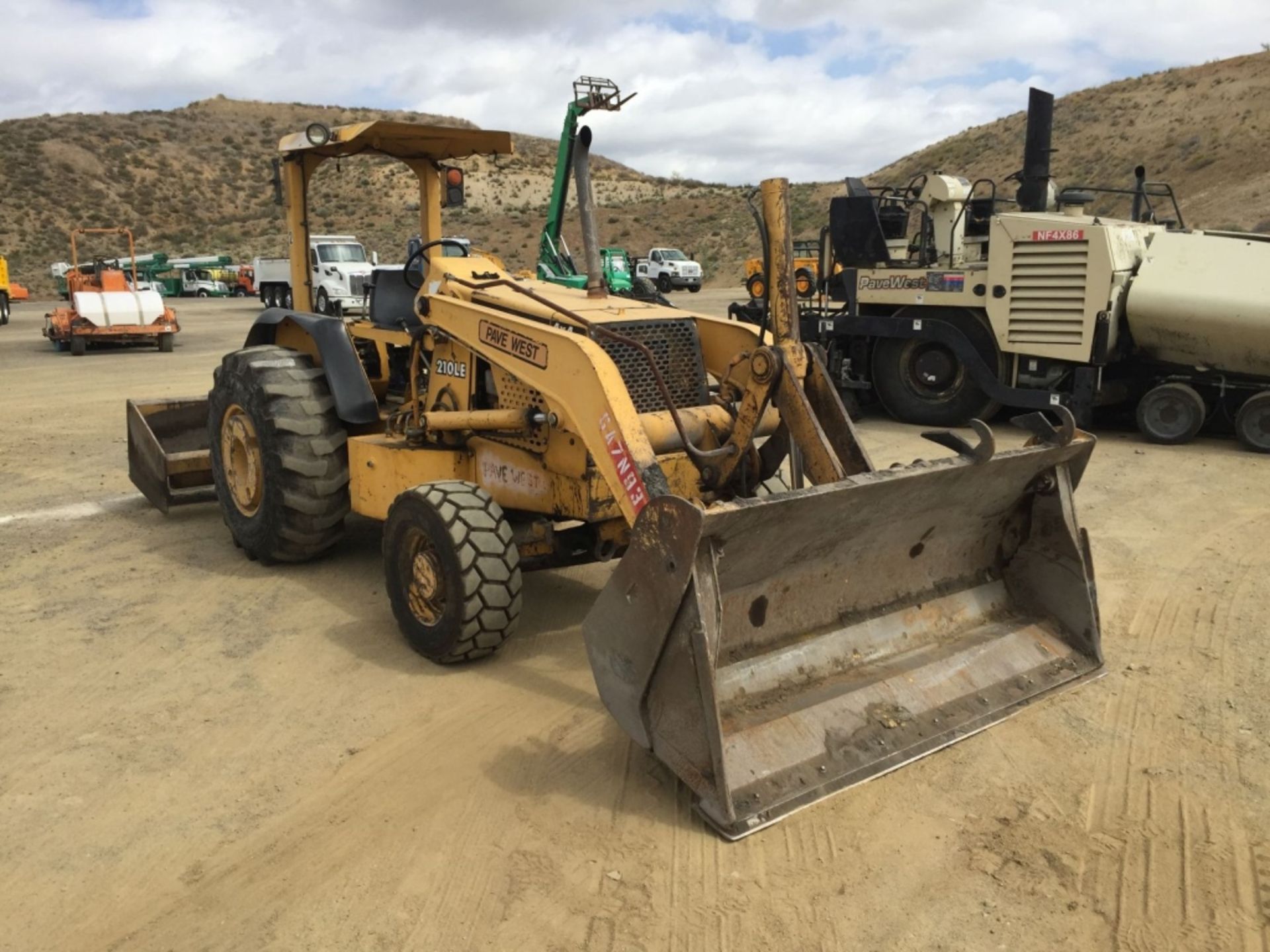 2003 John Deere 210LE Skip Loader,