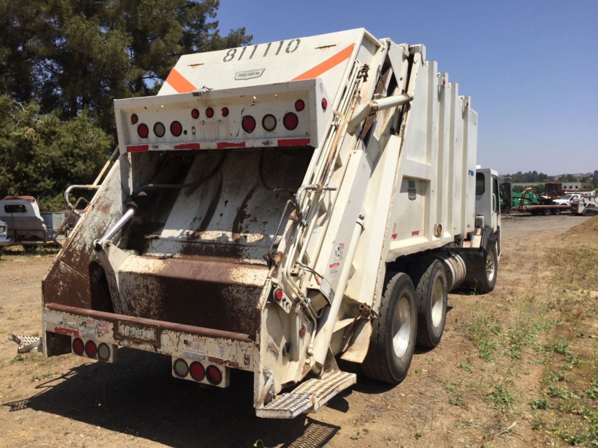 Crane Carrier Company Refuse Truck, - Image 3 of 17