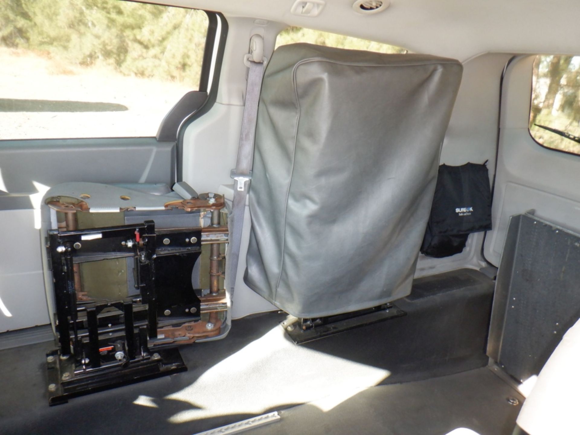 2010 Dodge Grand Caravan SE Handicap Transport - Image 12 of 20