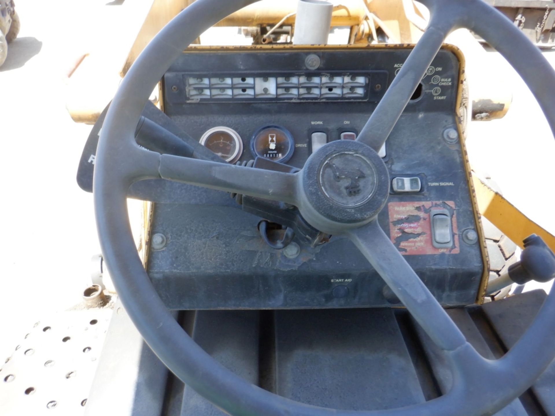 John Deere 210LE Skip Loader, - Image 13 of 15