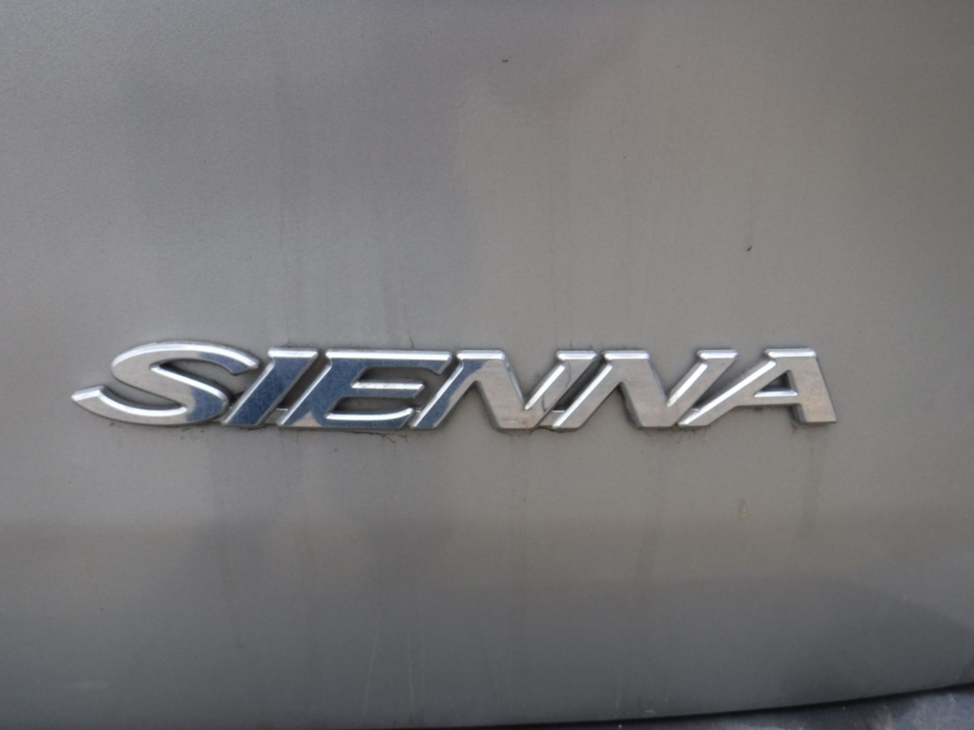 Toyota Sienna Mini Van, - Image 19 of 19