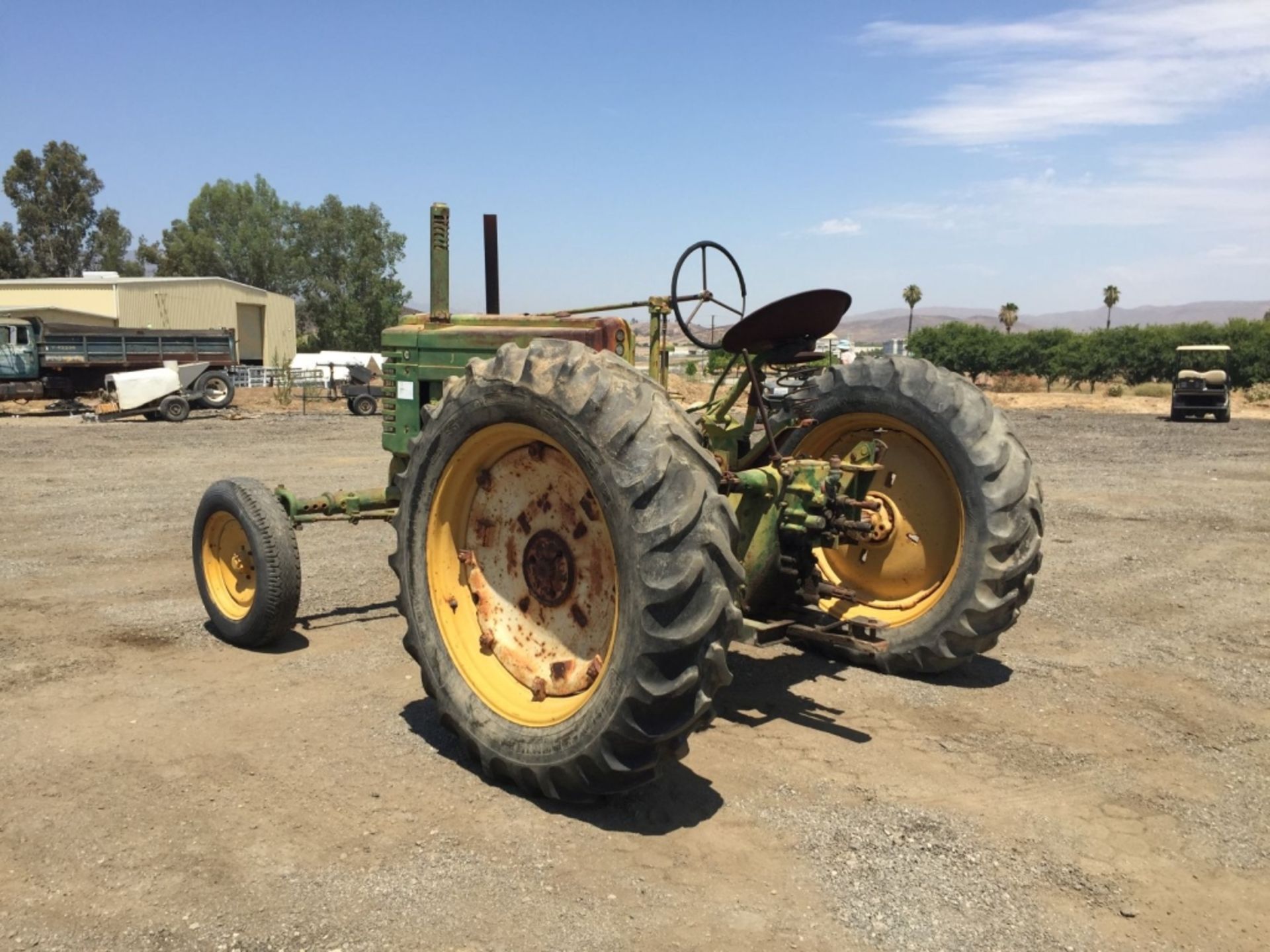 Vintage John Deere G Wide Agricultural Tractor, - Image 4 of 15