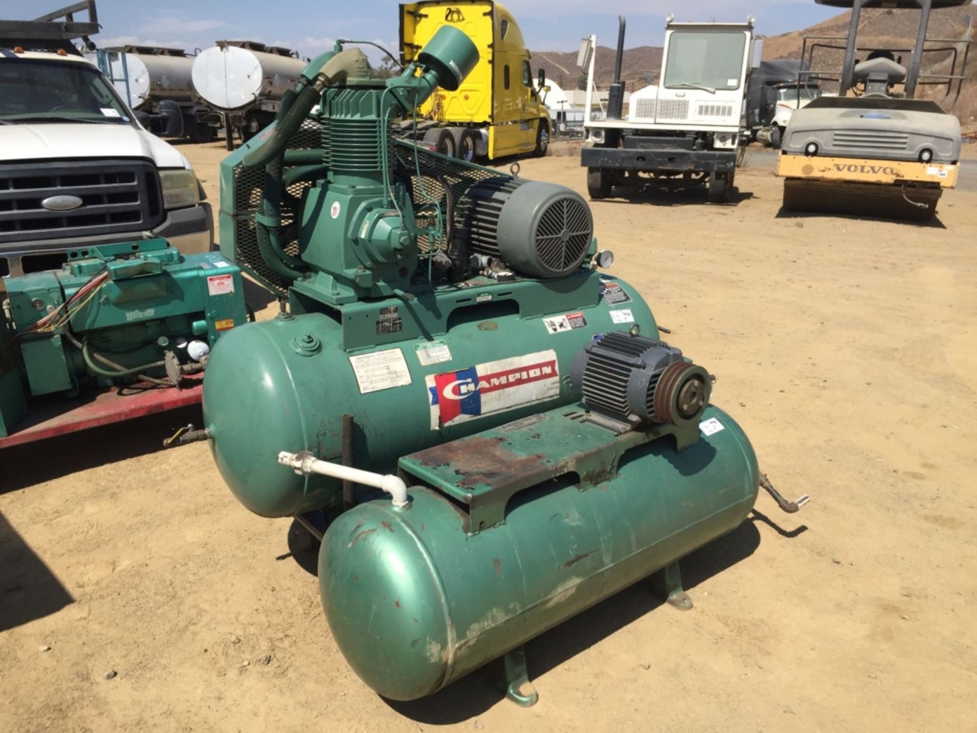 Champion HRA15-12 Air Compressor, - Image 2 of 9