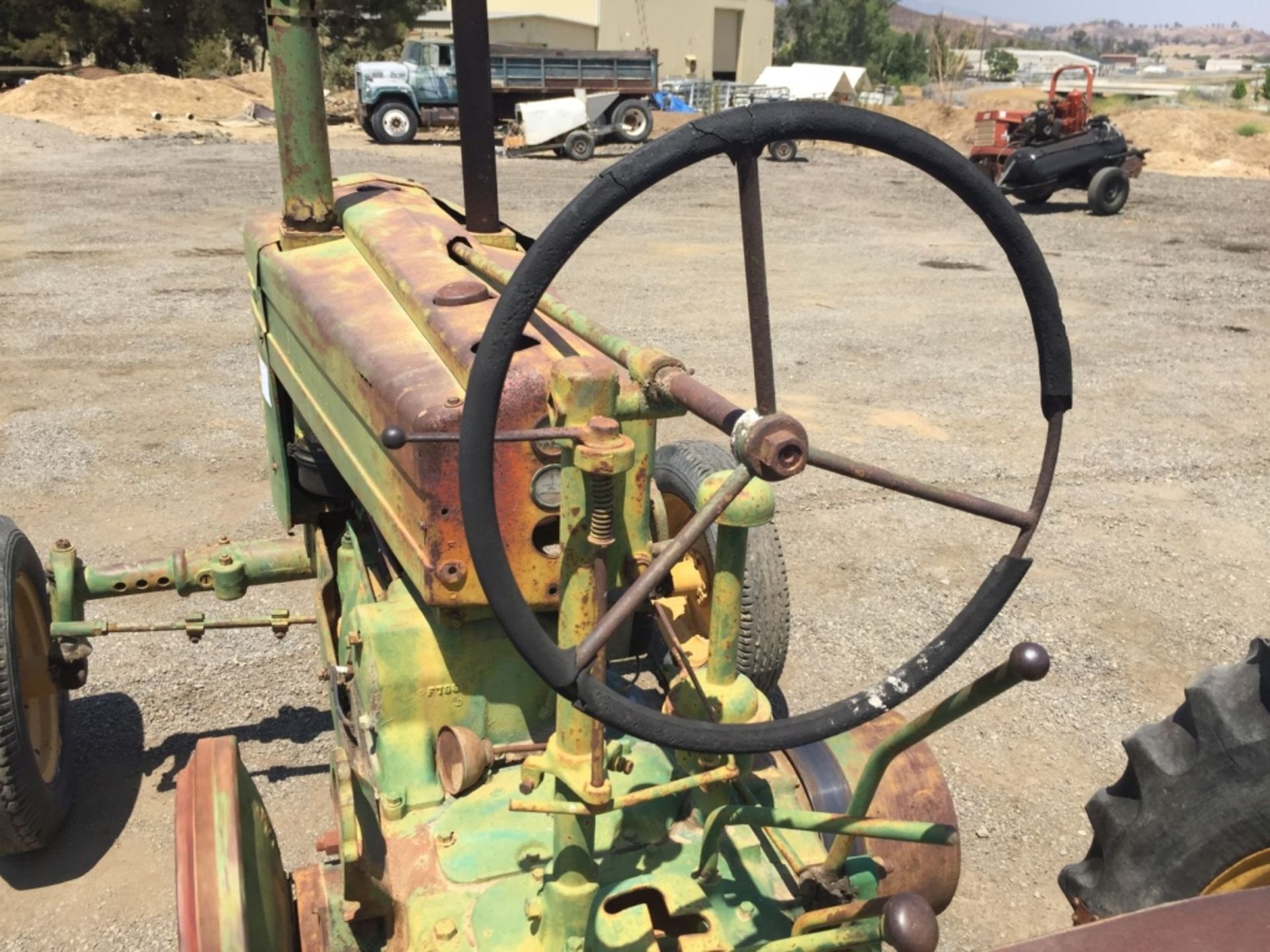 Vintage John Deere G Wide Agricultural Tractor, - Image 14 of 15