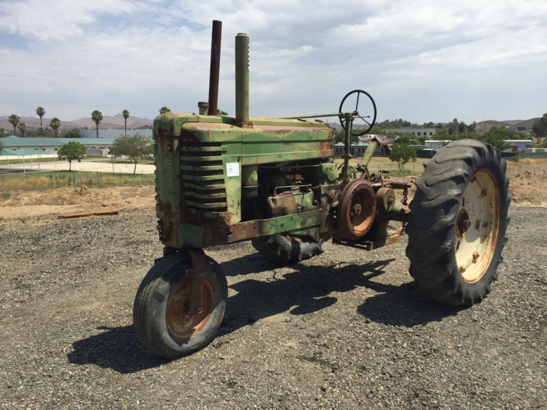 Vintage John Deere G Narrow Agricultural Tractor,