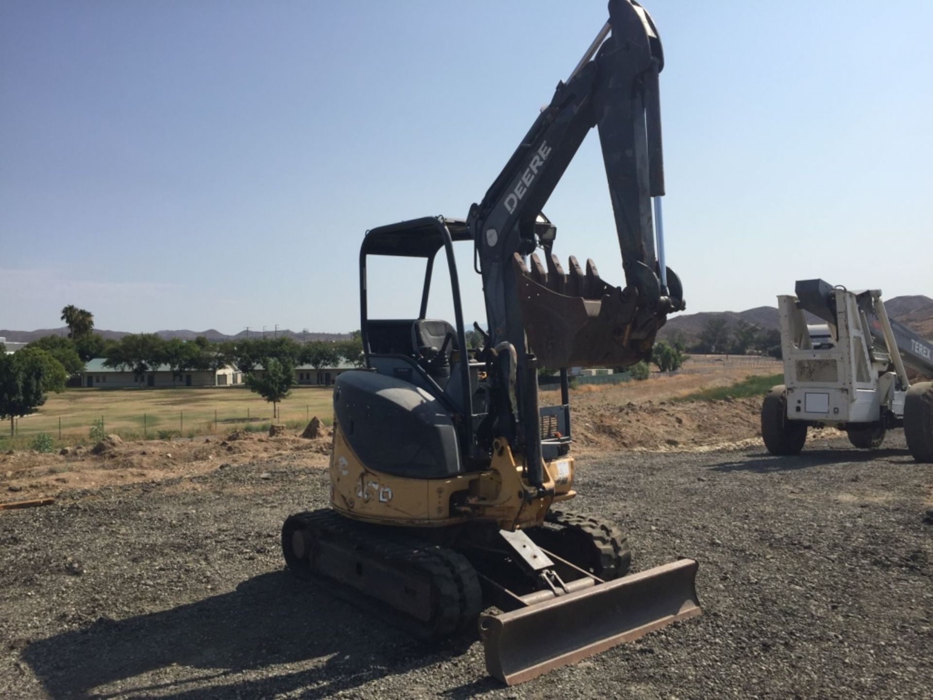 2006 John Deere 27D Mini Excavator, - Image 2 of 17