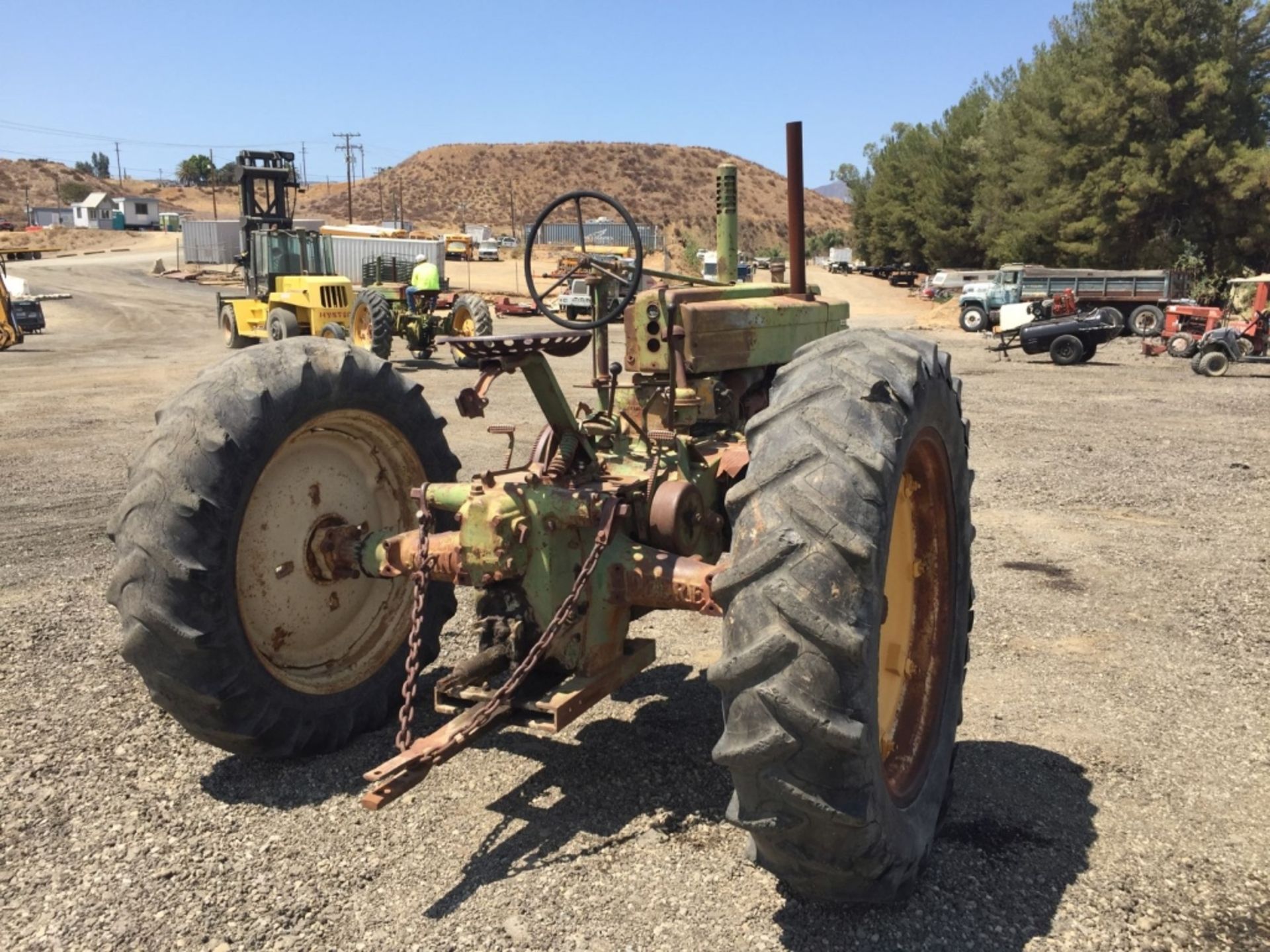 Vintage John Deere G Narrow Agricultural Tractor, - Image 3 of 17