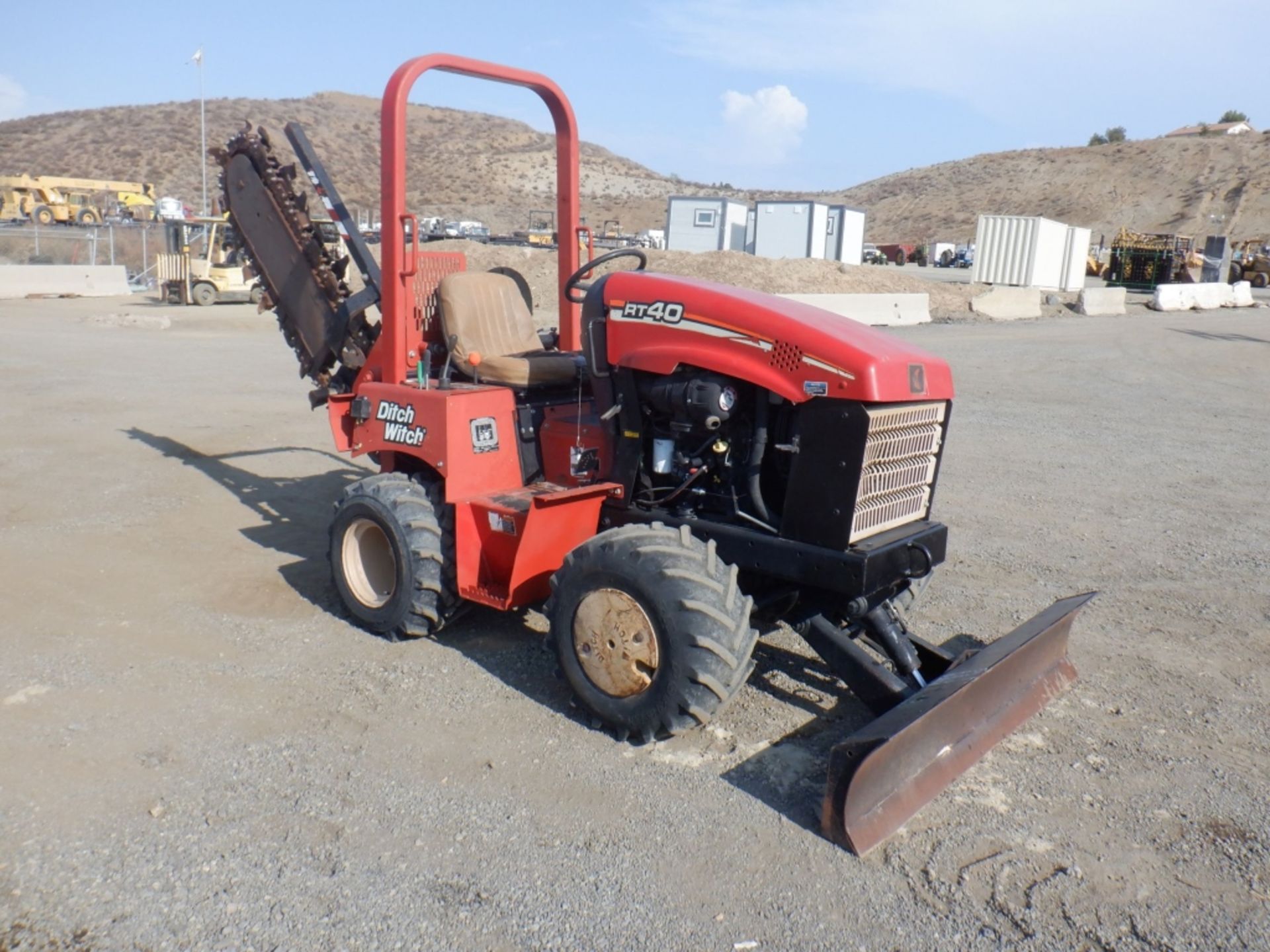 Ditch Witch RT40 Crawler Off-Set Trencher, - Image 2 of 16