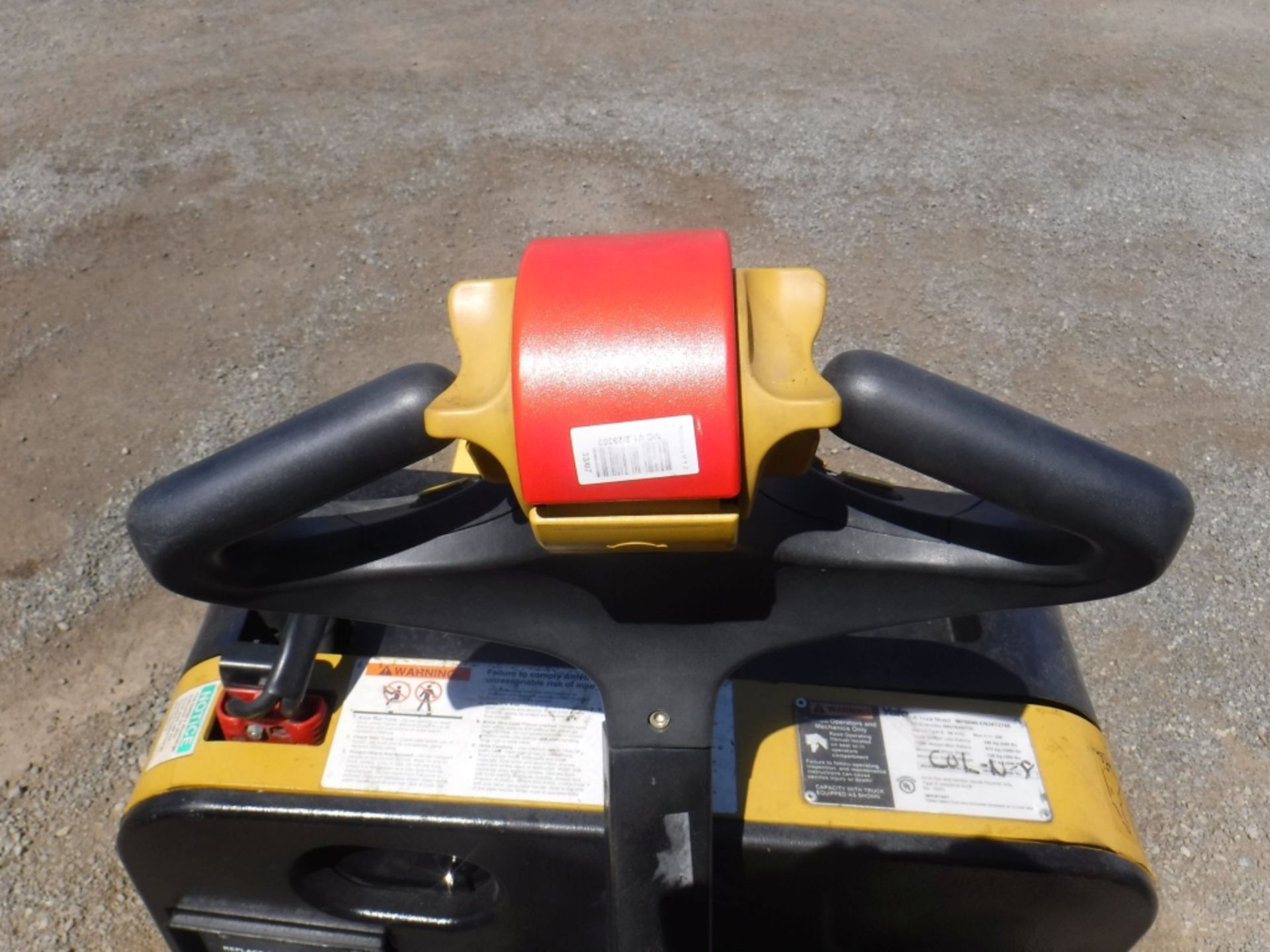 Yale M93040-EN24T2748 Pallet Jack, - Image 9 of 14