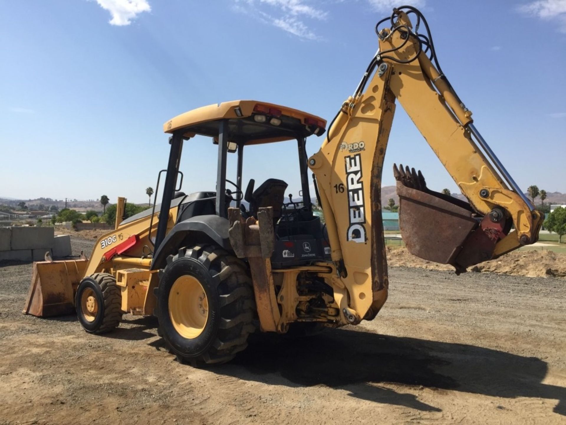 2005 John Deere 310G Backhoe, - Image 3 of 24