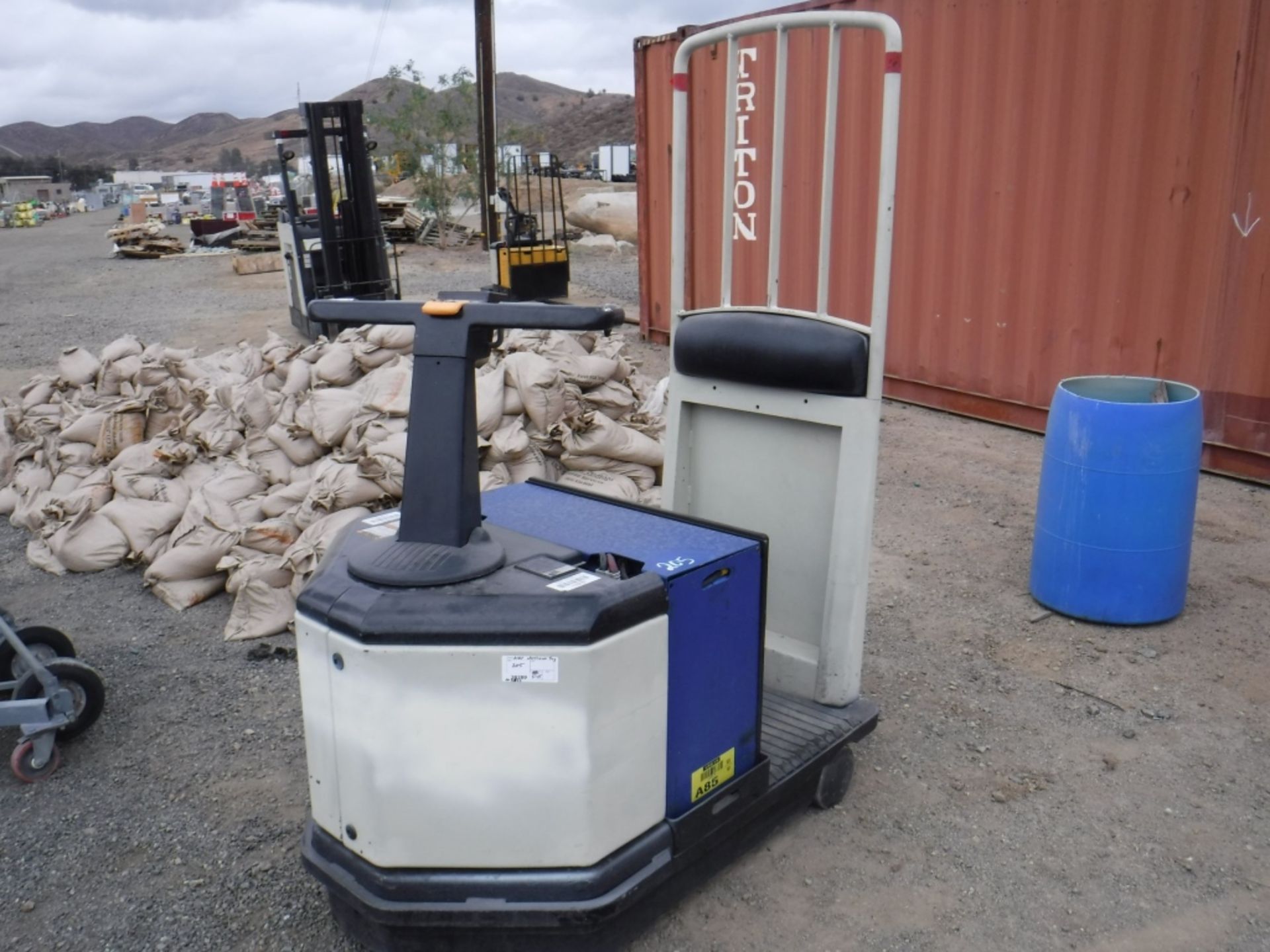 Crown TR3000 Stand-Up Warehouse Tug,