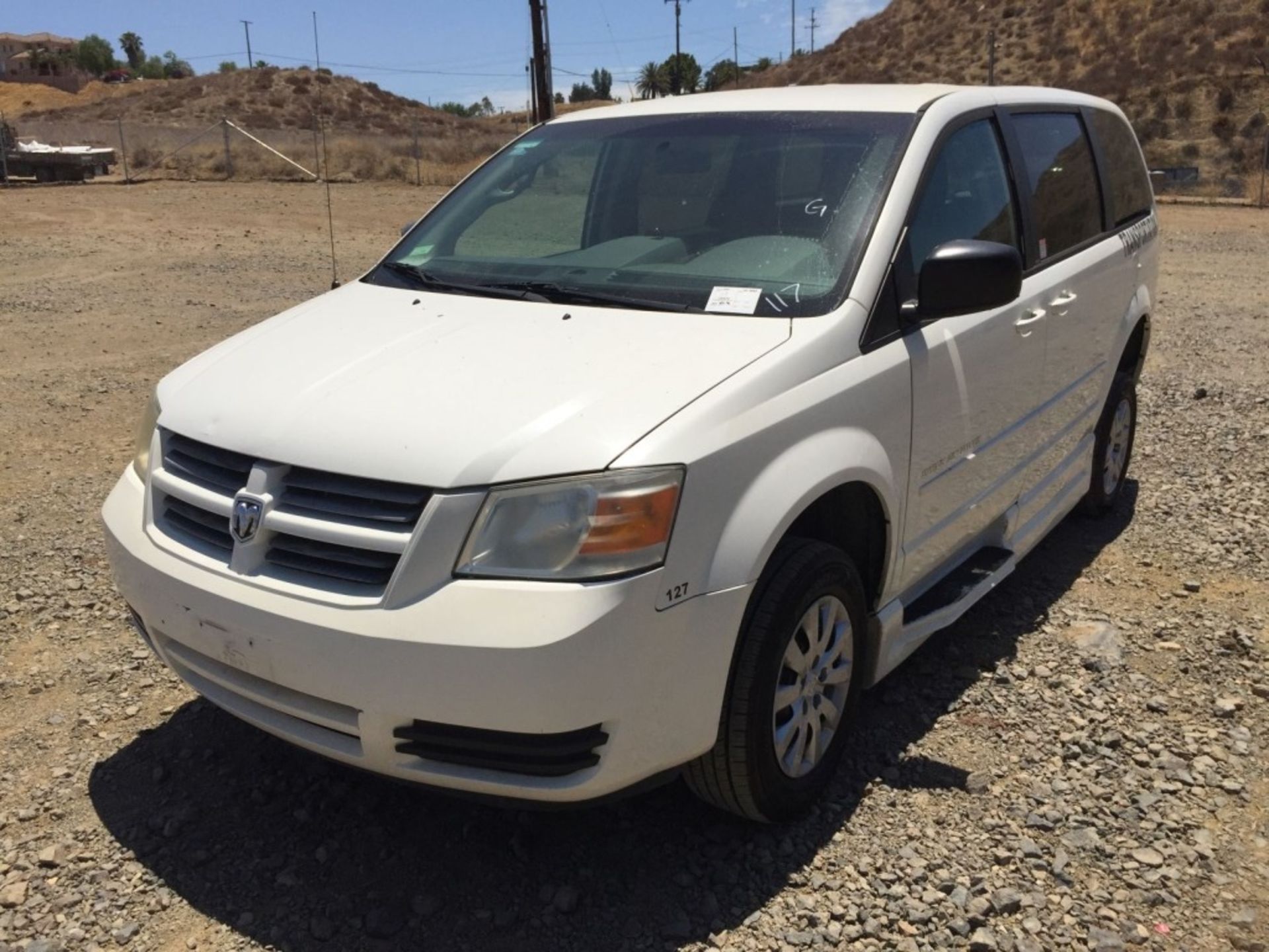 Dodge Grand Caravan SE Mini Van, - Image 2 of 21