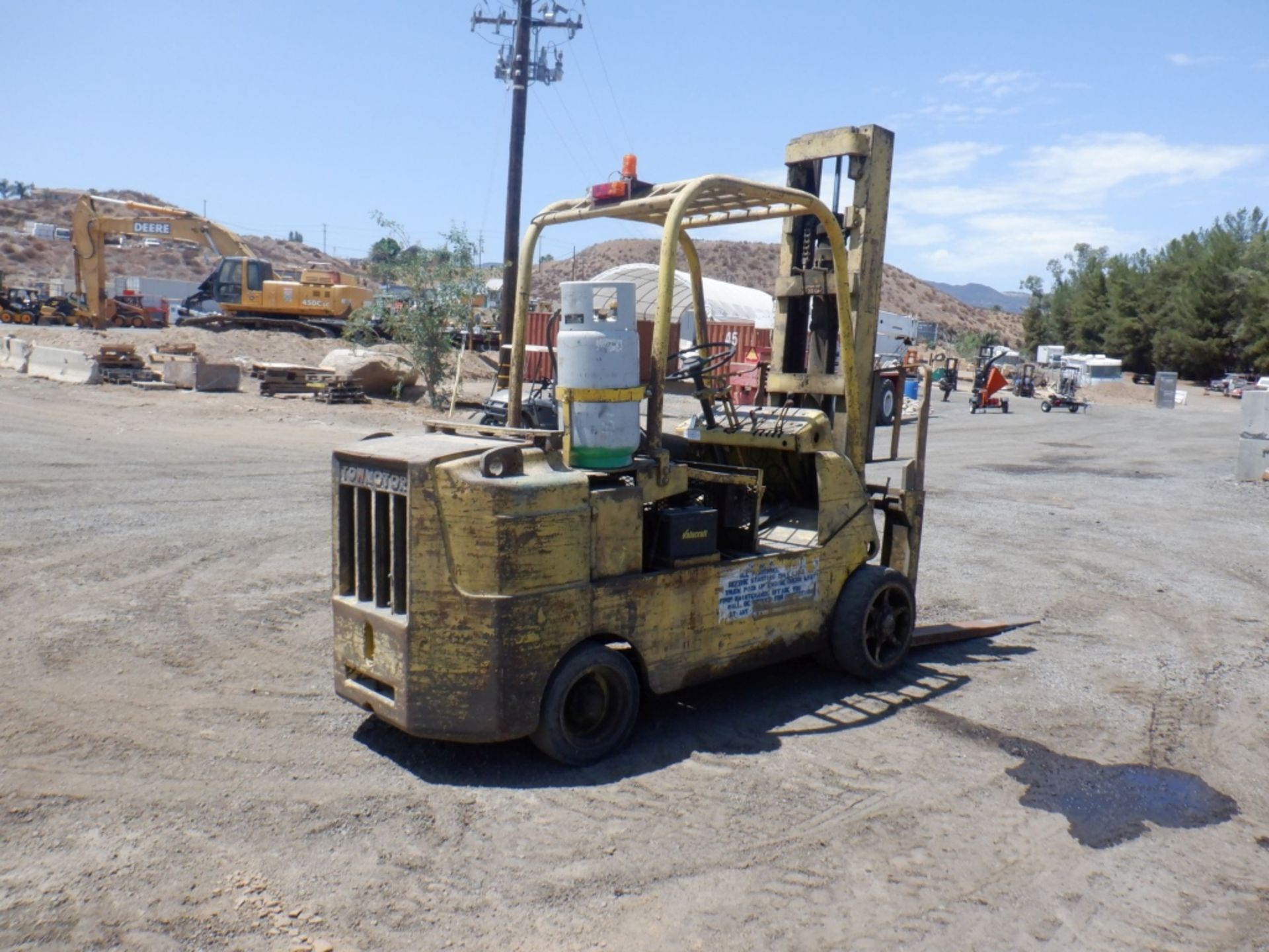 Towmotor 670S Industrial Forklift, - Image 3 of 14