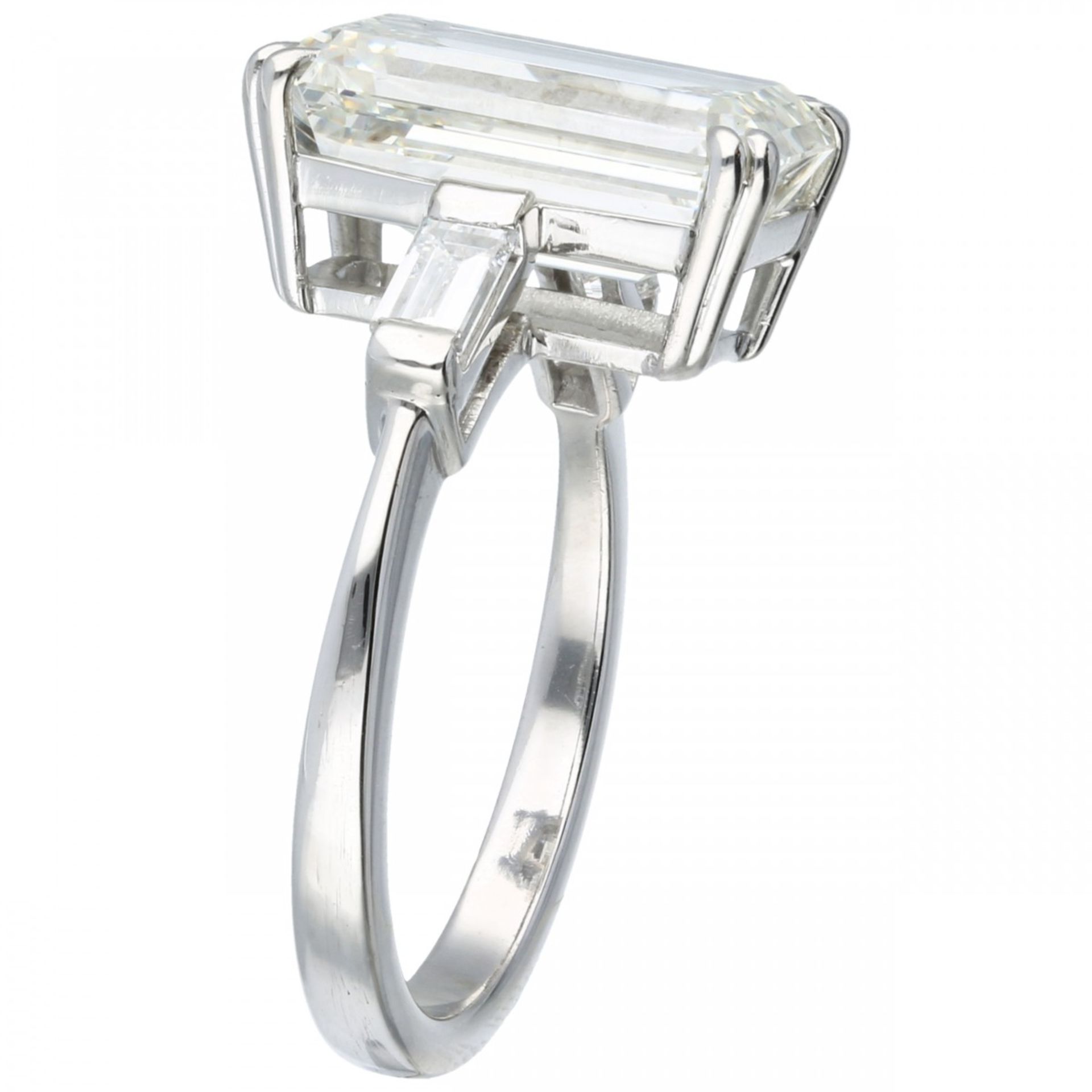 White gold Louis Reichman shoulder ring set with approx. 4.56 ct. diamond - 18 ct. - Image 2 of 9