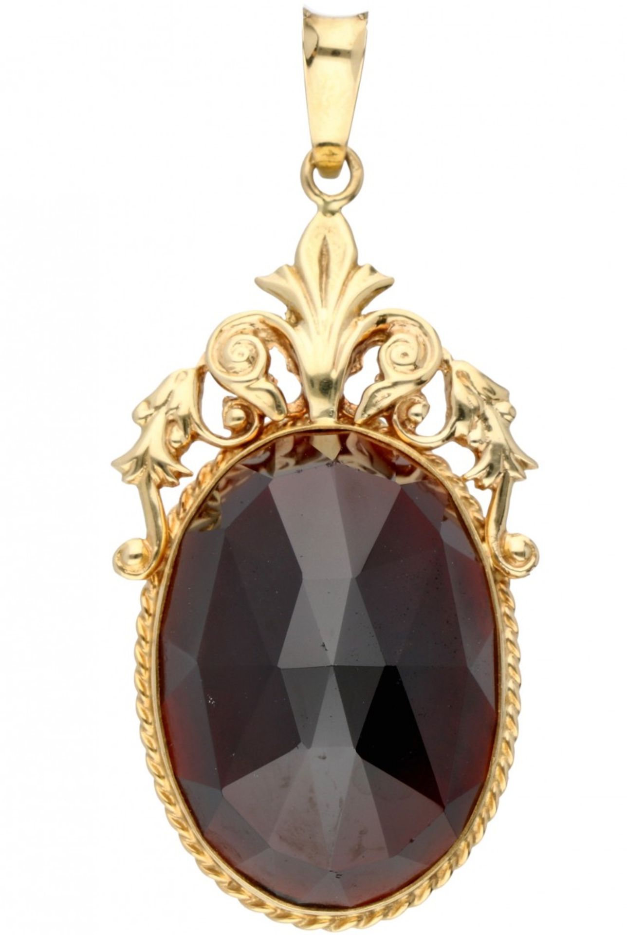Yellow gold pendant with faceted garnet - 14 ct.