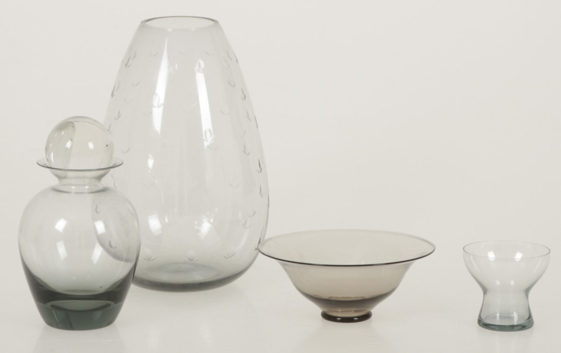 A lot 'Fumi' or smoke glass consisting of a vase, a pitcher, a glass and a bowl.