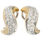 Bicolor gold earrings, with approx. 1.20 ct. diamond - BLA 569/1000.