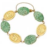 Yellow gold bracelet, with floral carved jade - 18 ct.