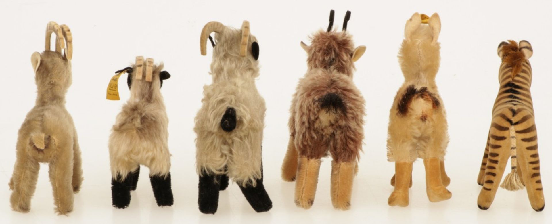 A lot comprising of (6) vintage Steiff animals. - Image 2 of 3