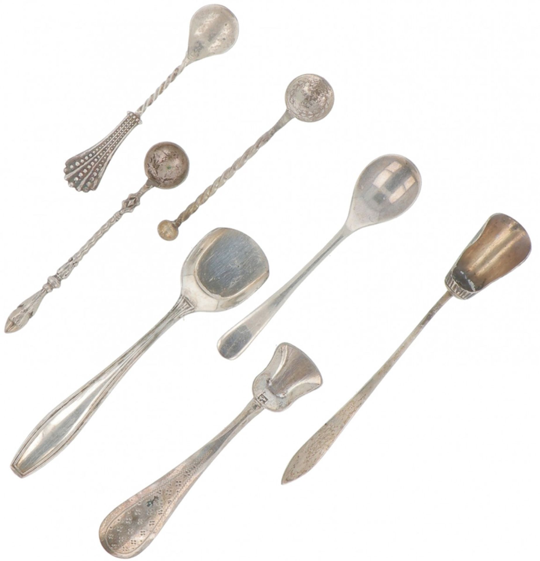 (7) Piece lot with silver salt spoons.