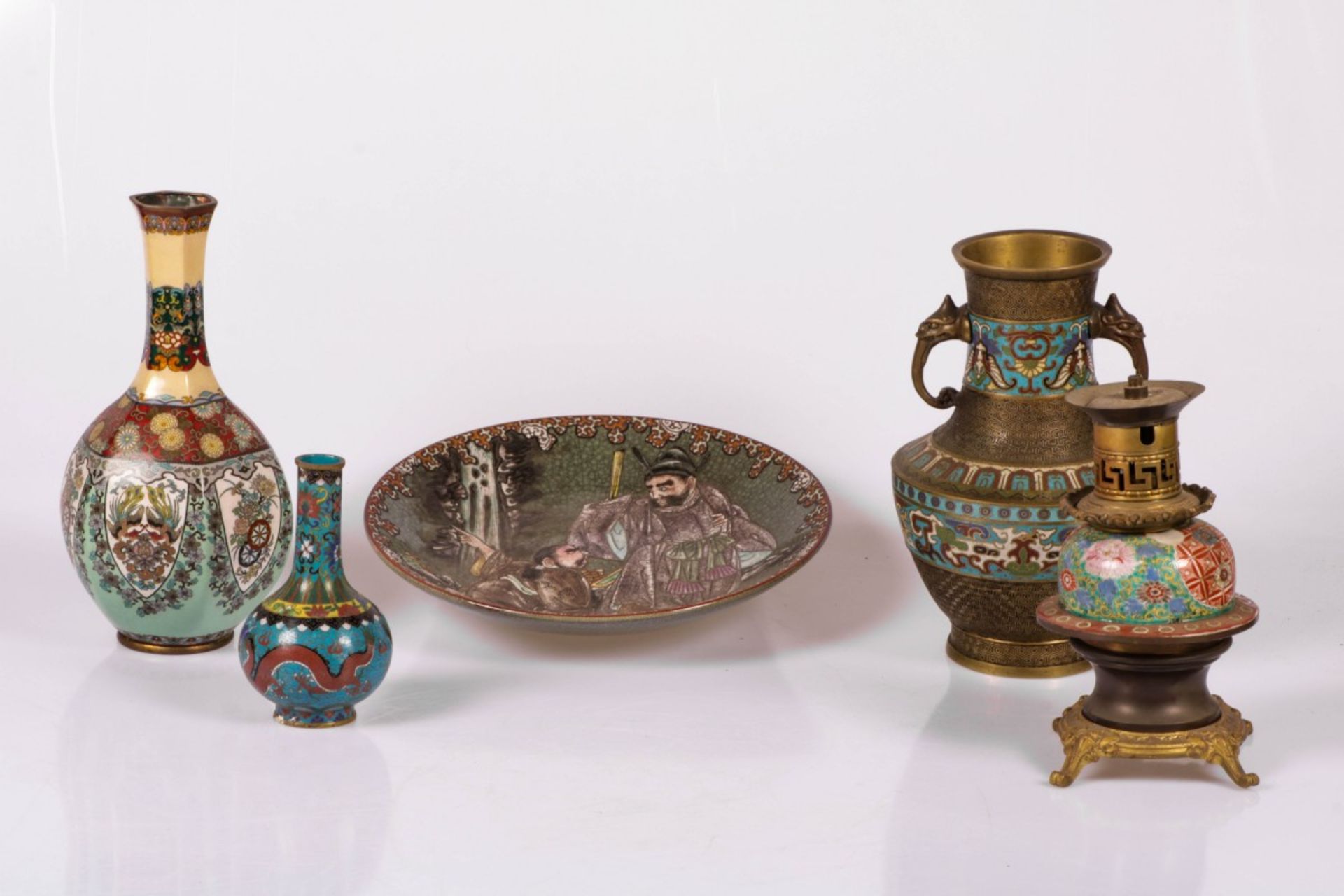A lot of various Asian objects (5x), 19th/20th century.