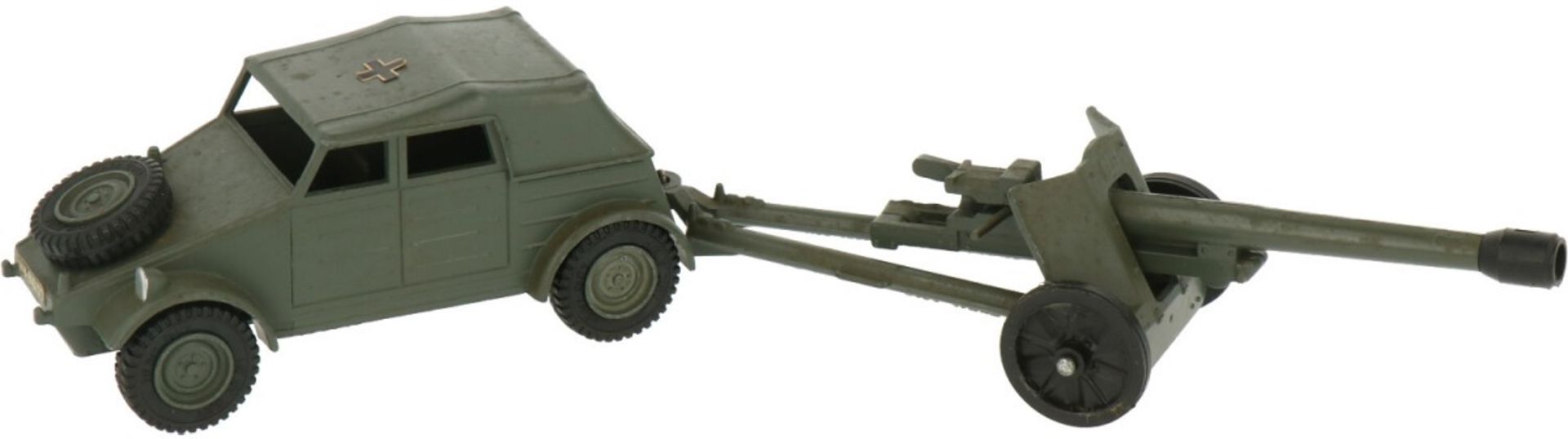 Dinky toys 617 Volkswagen KDF with 50mm P.A.K. anti tank gun - Image 2 of 3