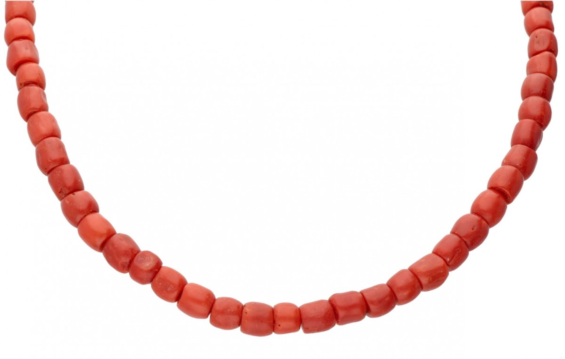 Red coral necklace with a matted yellow gold closure - 14 ct. - Bild 2 aus 2