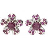 Silver flower-shaped earrings set with natural ruby - 925/1000.