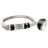 Set of silver Art Deco style ring and bracelet set with onyx and marcasite - 925/1000.