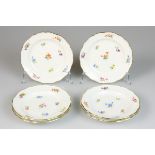 A lot of (6) porcelain plates with floral decor. Meissen, 1st half of the 20th century.