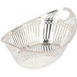 Bonbon basket silver.