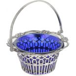 Pastille handle basket silver plated.