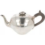 Teapot silver.