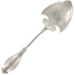 Biscuit server silver.