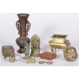 A lot of various Asian objects including a bronze "4 faces" sculpture and a bronze box with inlay.