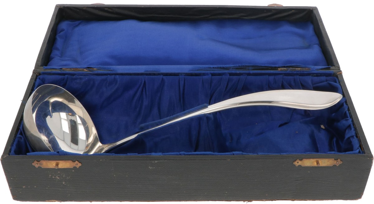 Soup ladle in original box silver. - Image 3 of 3