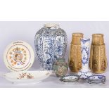 A lot of various porcelain and earthenware a.w. Delft vase with Chinoiserie decoration and a serving