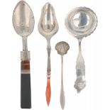 (4) piece lot spoons silver.