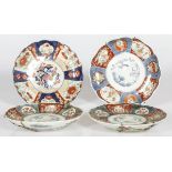 A lot comprising (4) Imari plates, Japan, circa 1900.