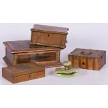 A lot comprised of (4) various boxes together with a ink dryer, 19th/ 20th century.