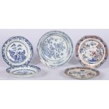 A lot of various porcelain plates with floral decorations, China, Qianlong.