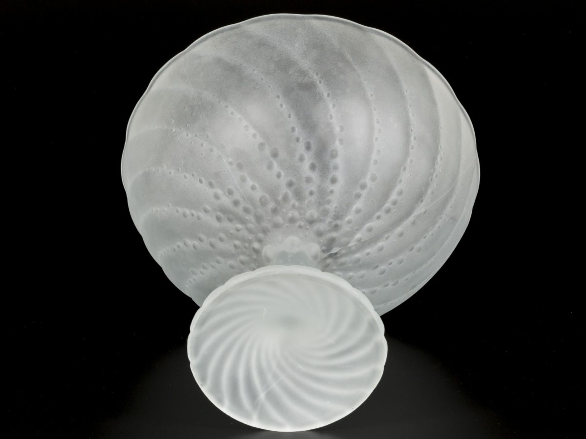 A Lalique frosted/satin glass tazza, marked: Lalique, France, 20th century. - Image 2 of 3