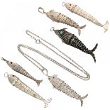 Lot of 6 silver flexible vintage pendants in the shape of a fish - 835/1000.