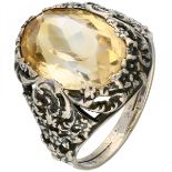 Silver openwork floral decorated ring with citrine - 835/1000.