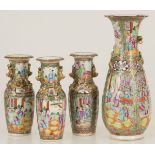 A lot of (4) porcelain vases with Canton decor, China, 19th century.