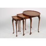 A mimi-set/ nesting tables, (3) Queen Anne-style, 20th century.