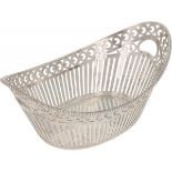 Bonbon basket silver.